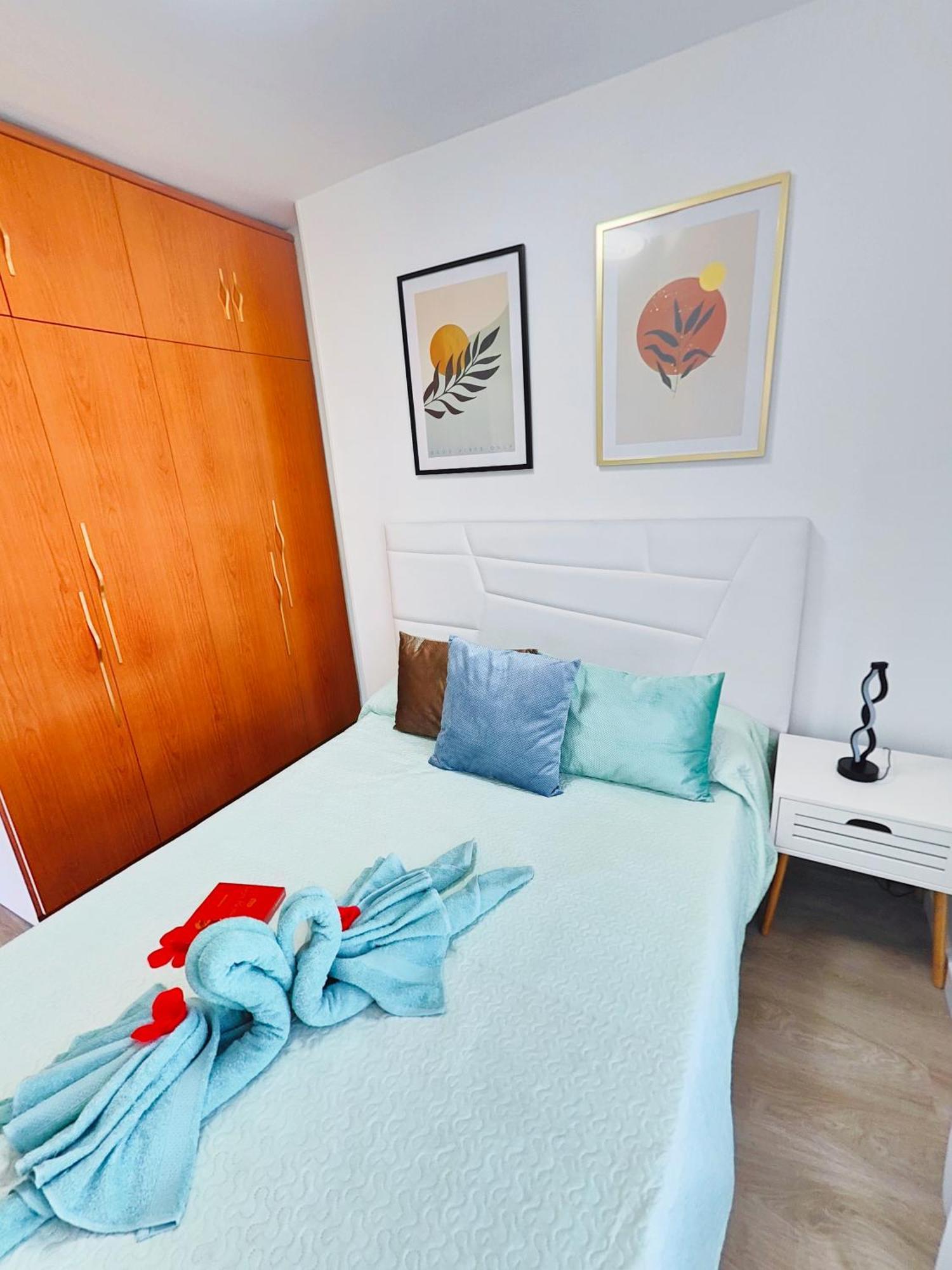 Ferienwohnung Acuarium Lux Benidorm Zimmer foto